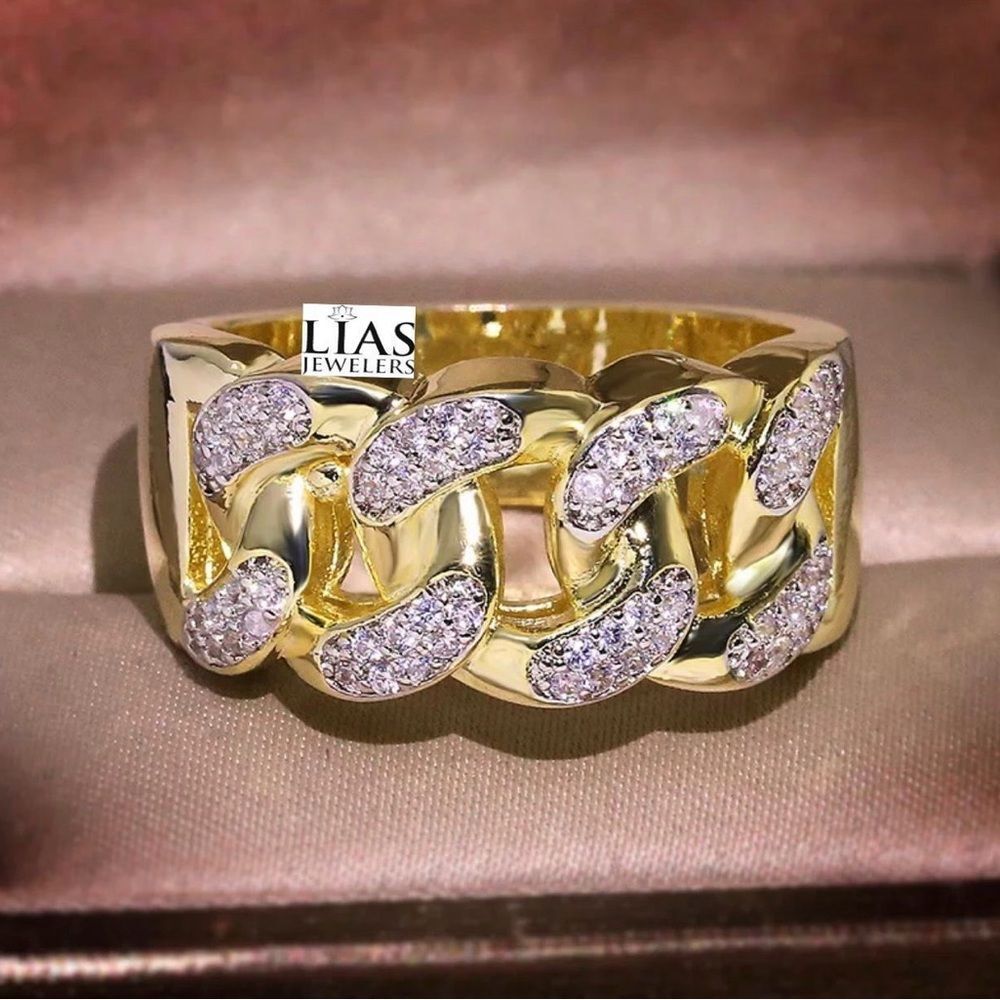 New 18k yellow gold menโs wedding ring Cuban link ring